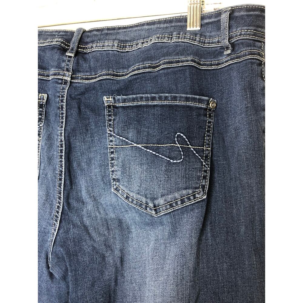 C est 1946 Demin Size 16, five pocket dark wash jeans - Picture 5 of 9